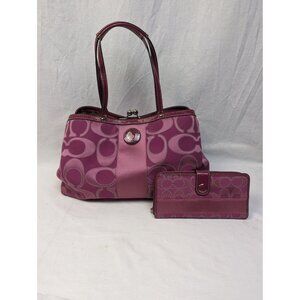 Coach C Signature Pink Canvas Multi Pocket Kiss Lock Shoulder Handbag Wallet